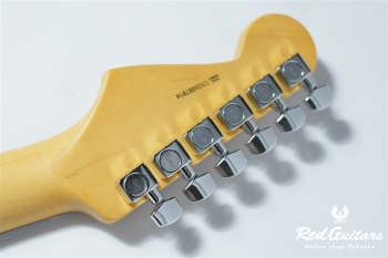 American Professional II Stratocaster - 3-Color Sunburst